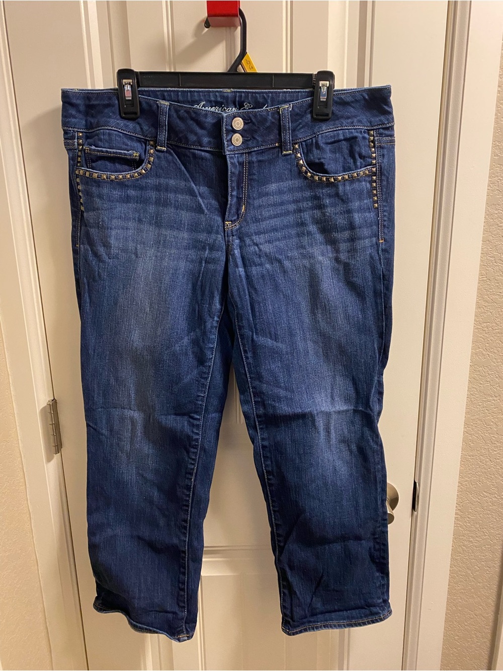 American Eagle Artist Jeans 14 Cropped Stretch Blue Denim Metal Stud Pockets